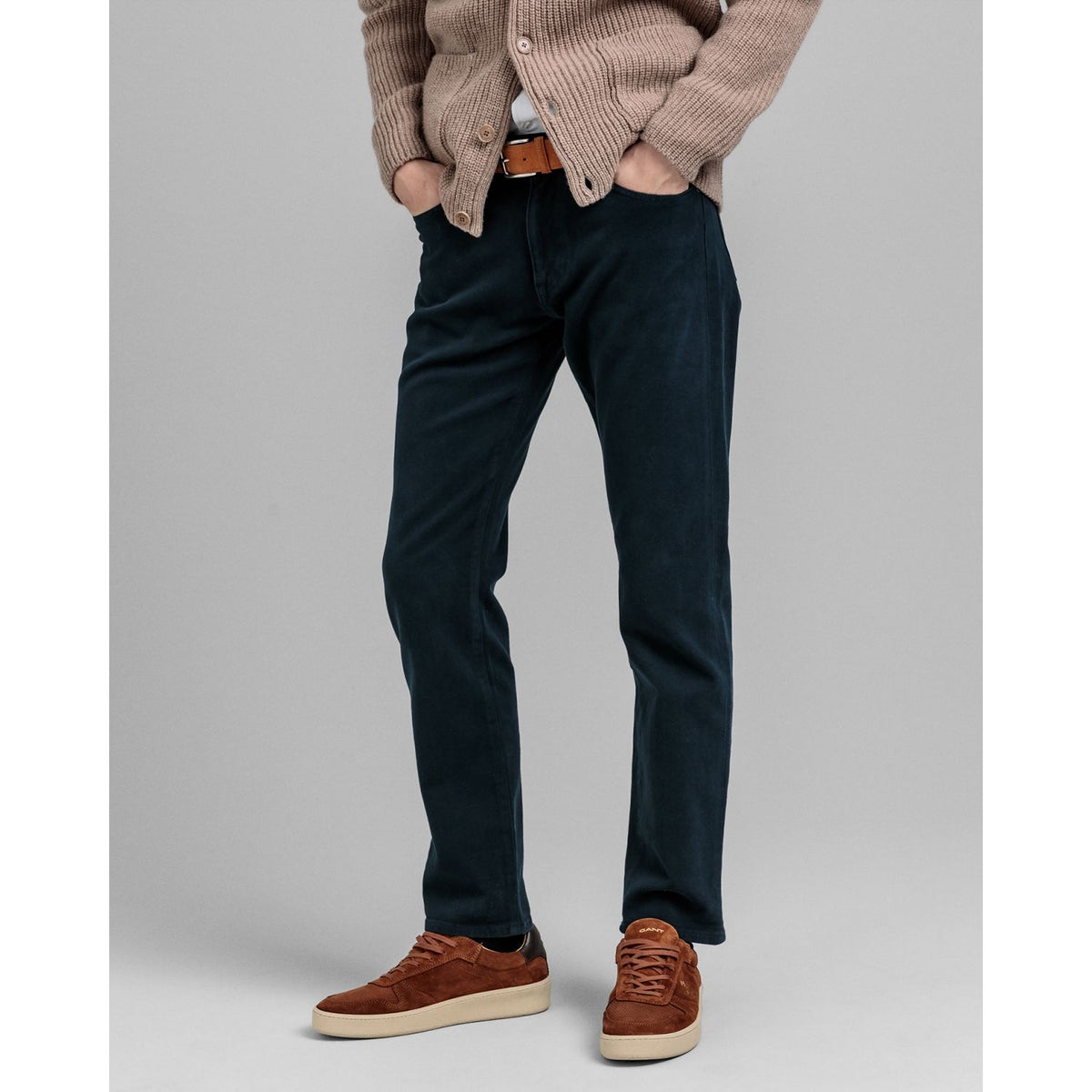 Calças em sarja macia Regular Fit - GANT