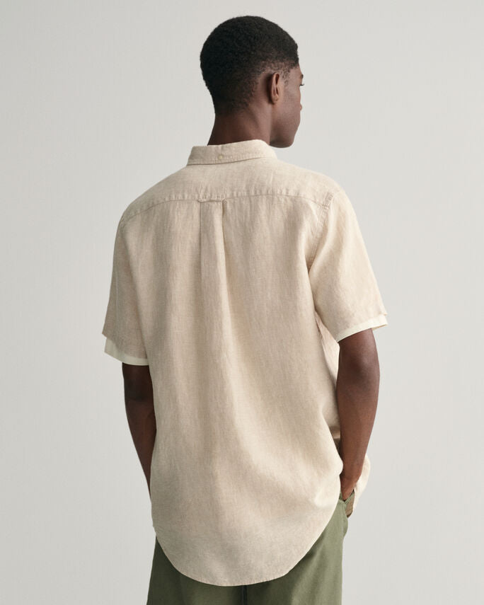 Camisa de linho com manga curta regular fit - GANT