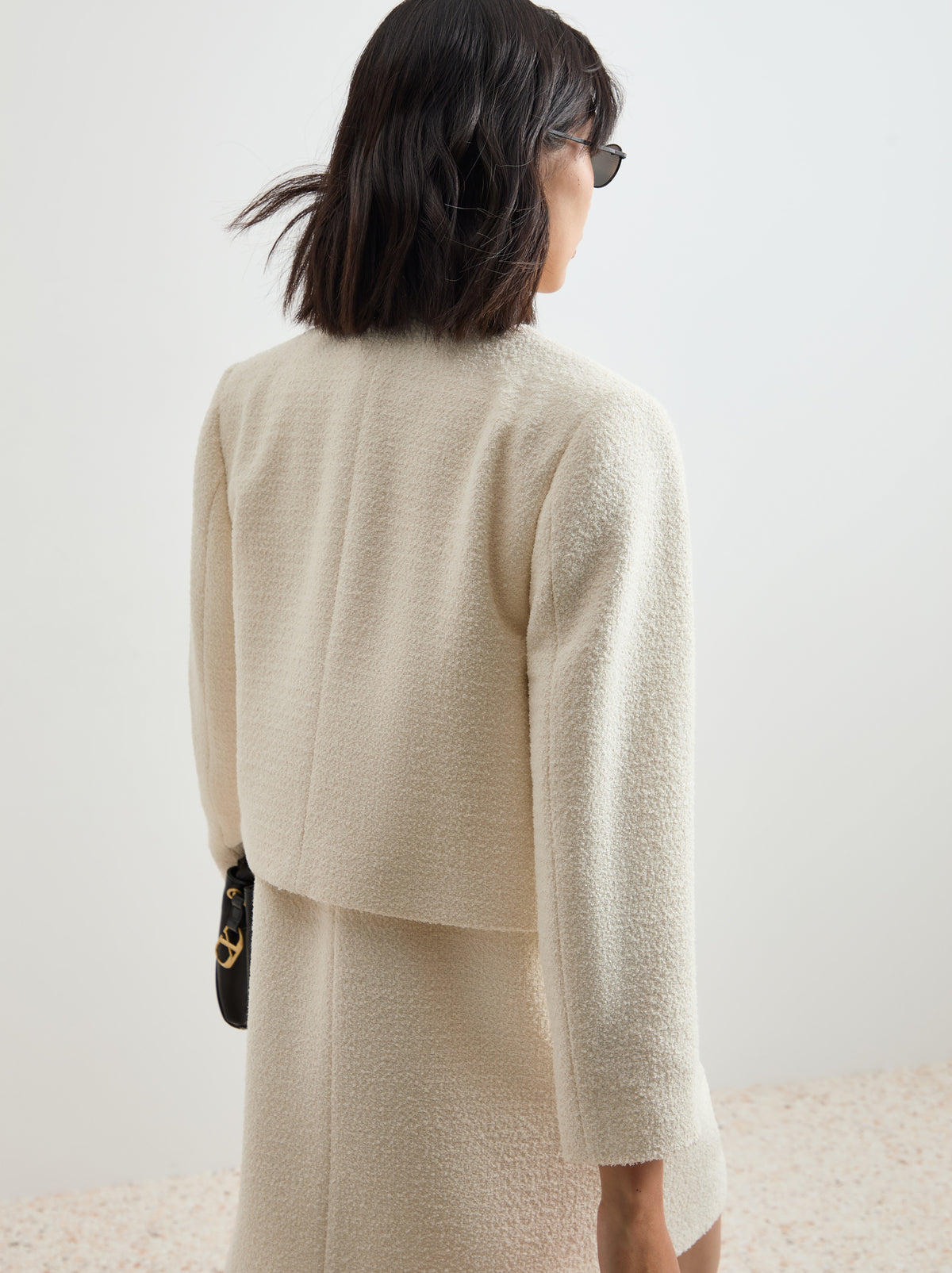 Casaco Tweed curto com botões dourados - DECENIO