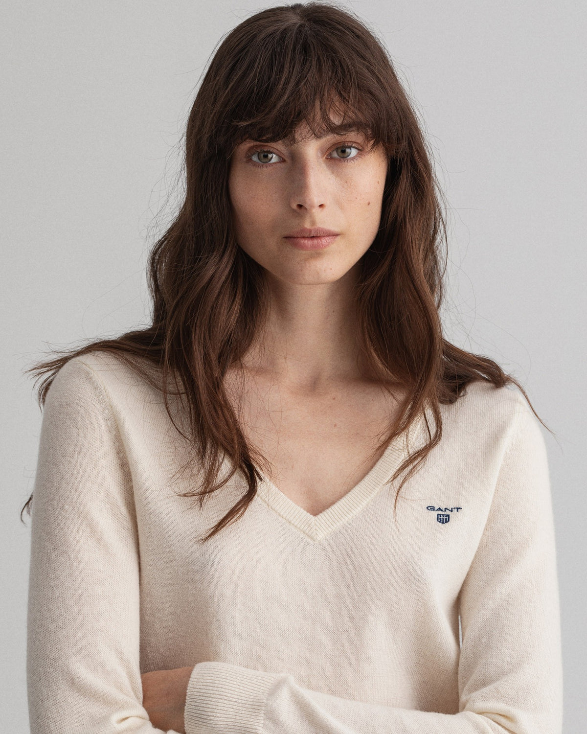 Pulover com decote em V em lã extrafina - GANT