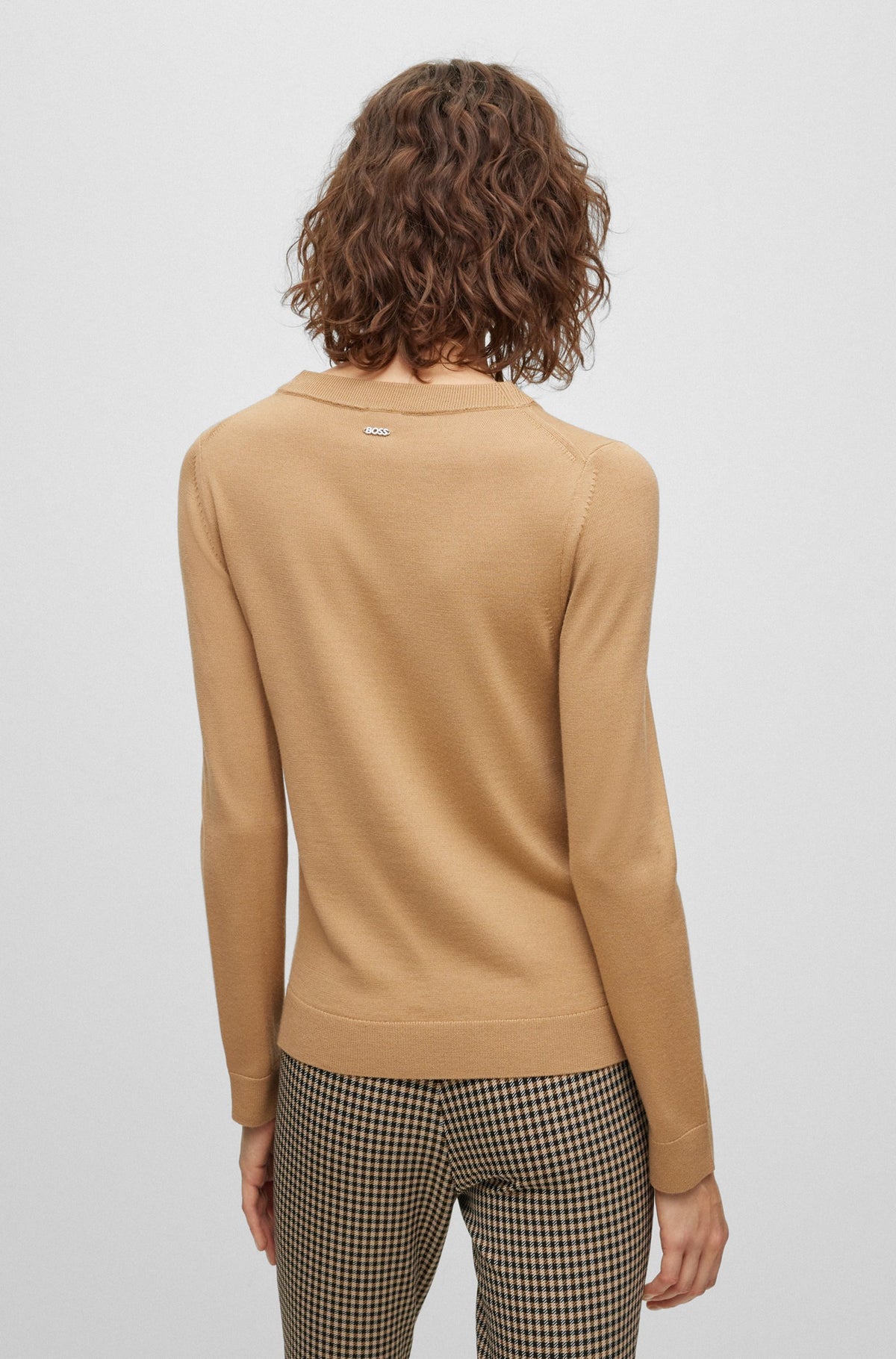 Camisola com gola redonda em lã merino