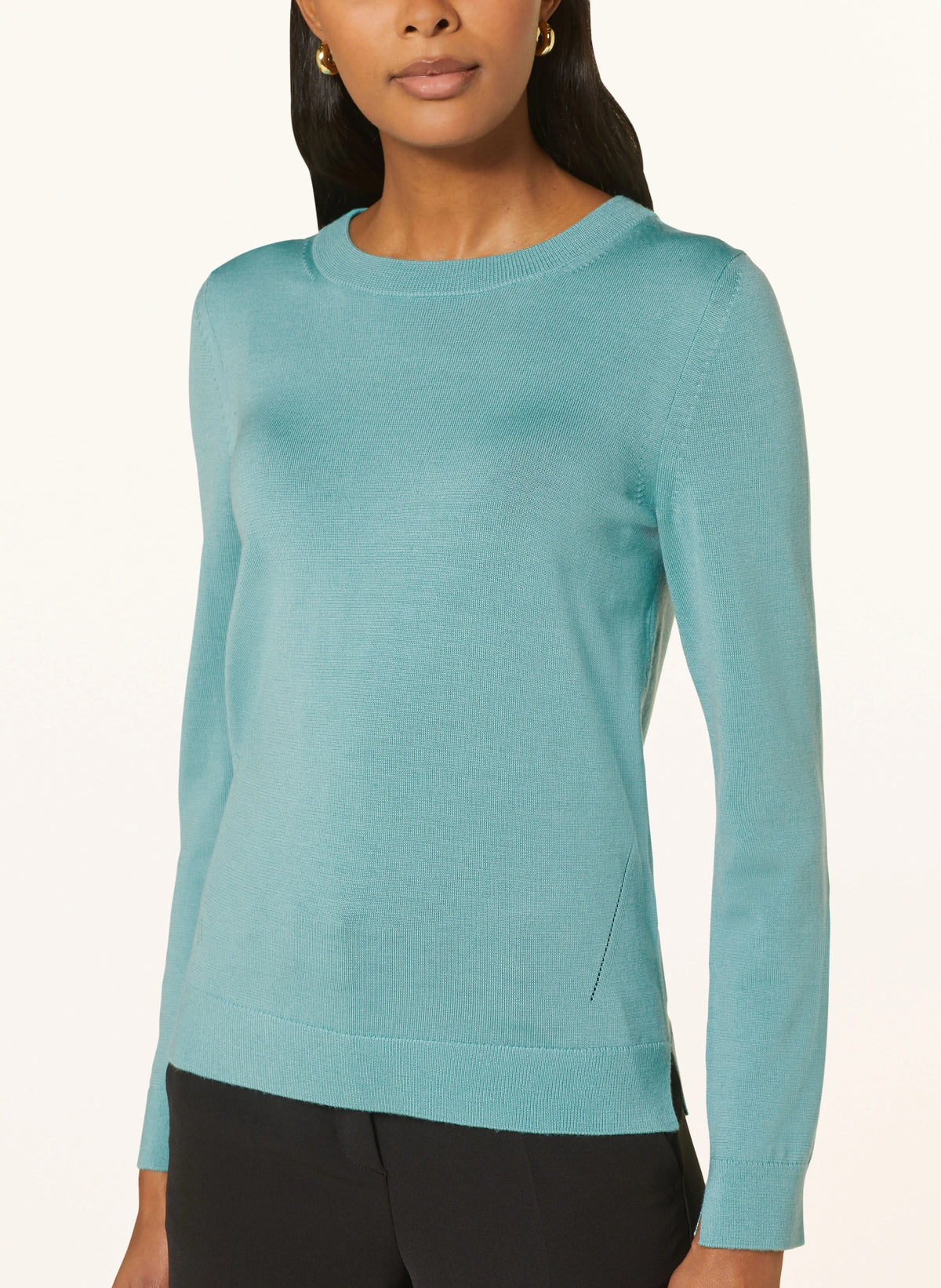 Camisola com gola redonda em lã merino