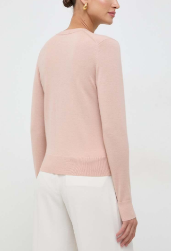 Casaco de lã merino com botões