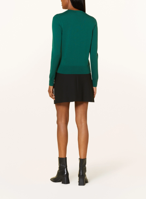 Casaco de lã merino com botões