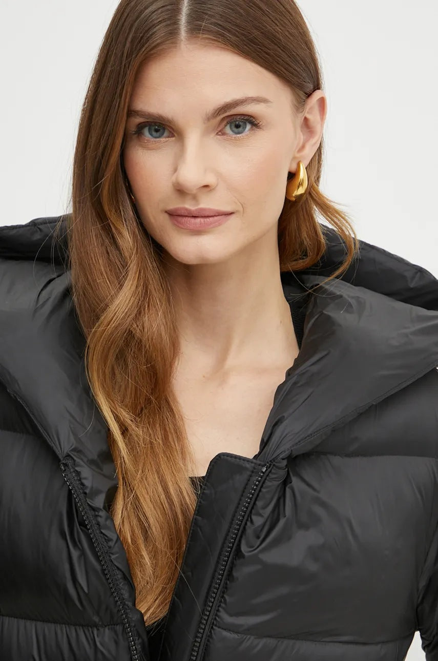 Casaco acolchoado com cinto