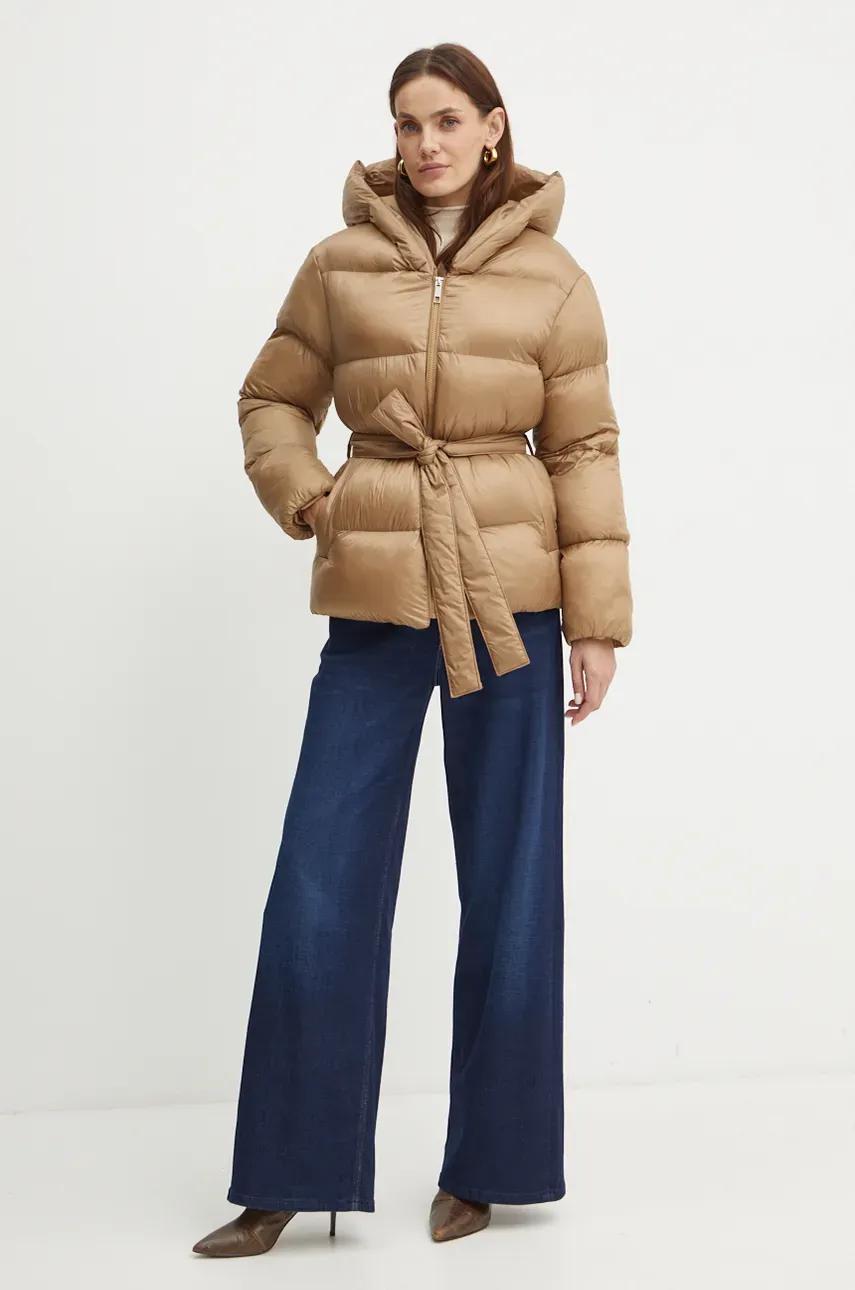 Casaco acolchoado com cinto