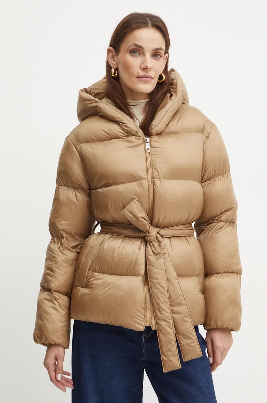 Casaco acolchoado com cinto