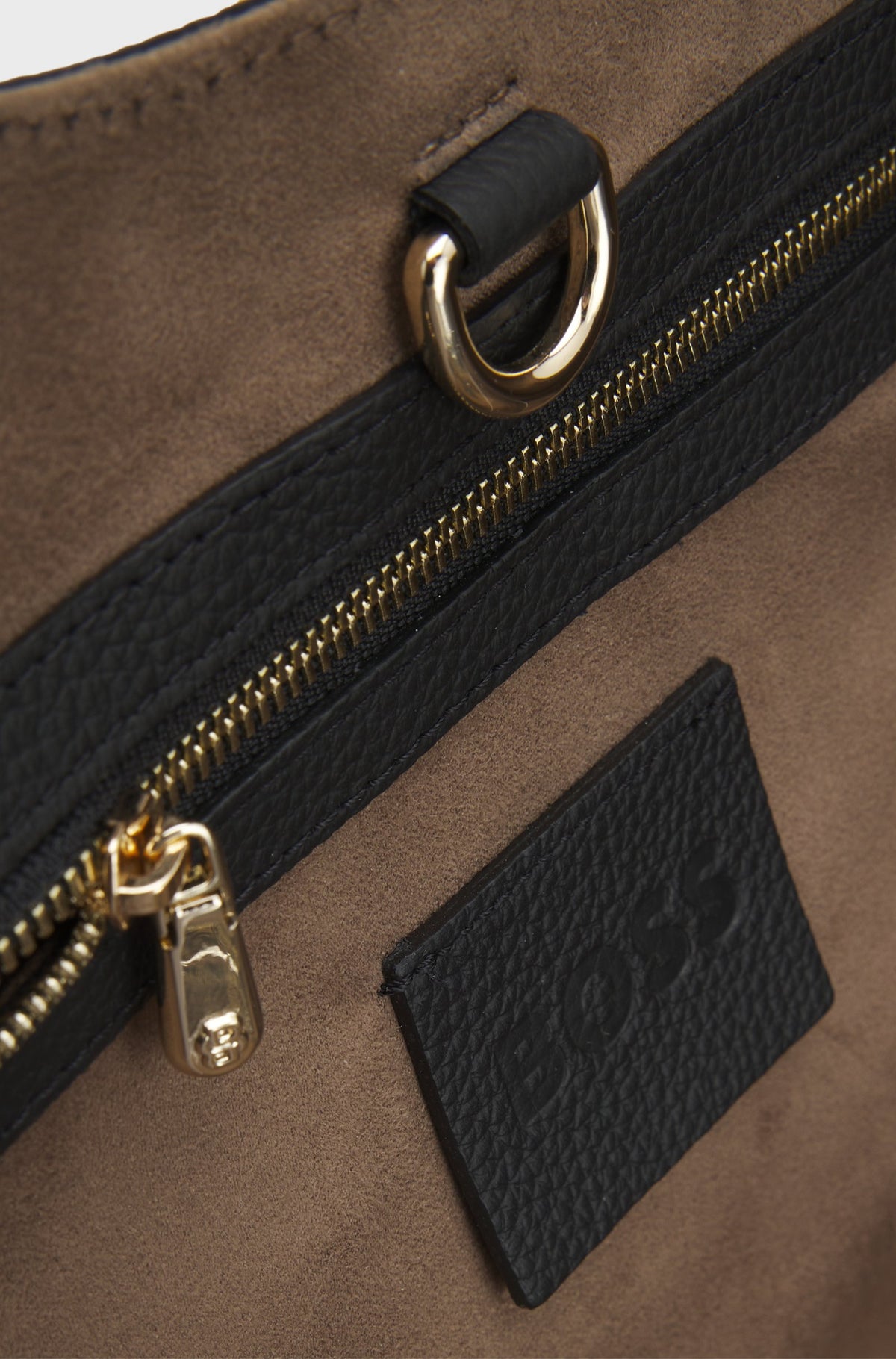 Bolsa Lenah Tote em pele de bovino granulada - BOSS