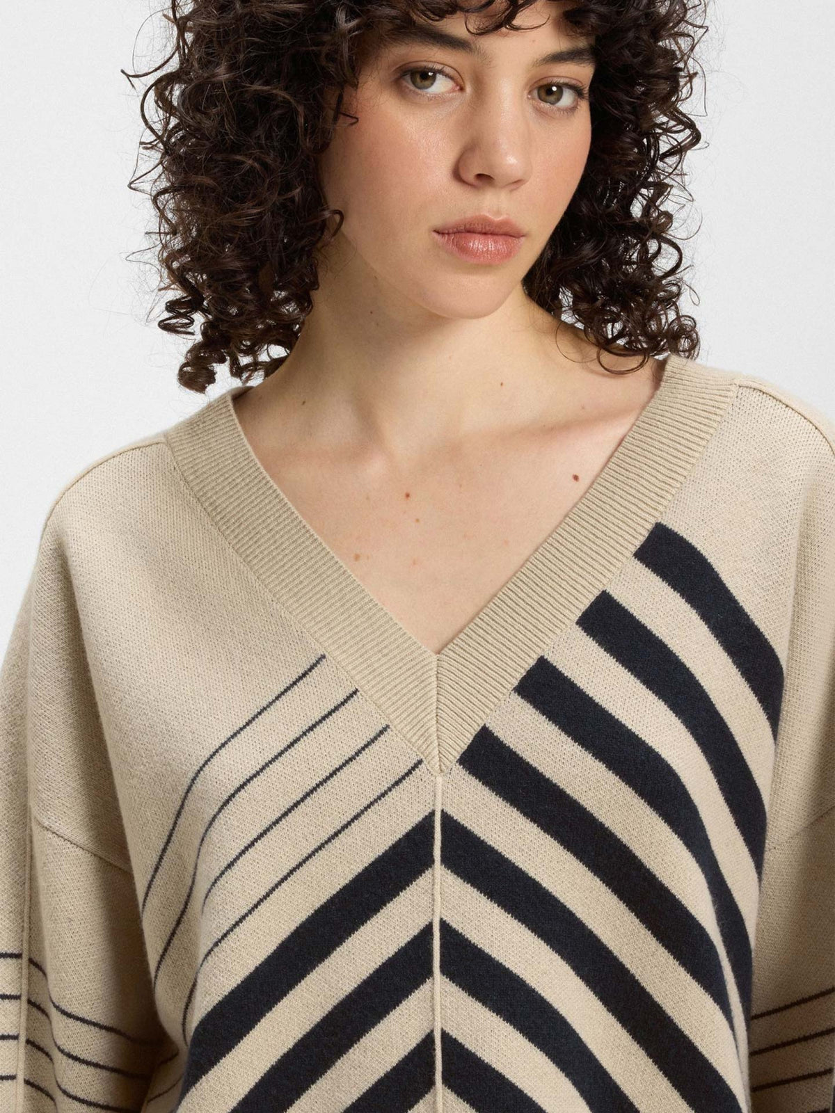 Camisola às riscas em lã e caxemira - BOSS