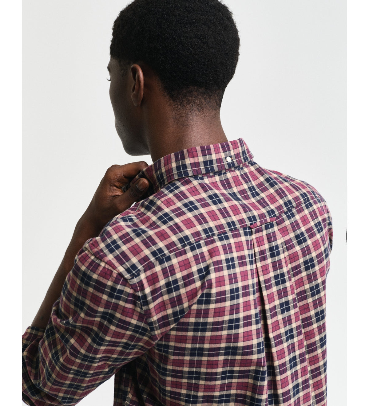 Camisa em sarja leve com padrão de xadrez regular fit - GANT