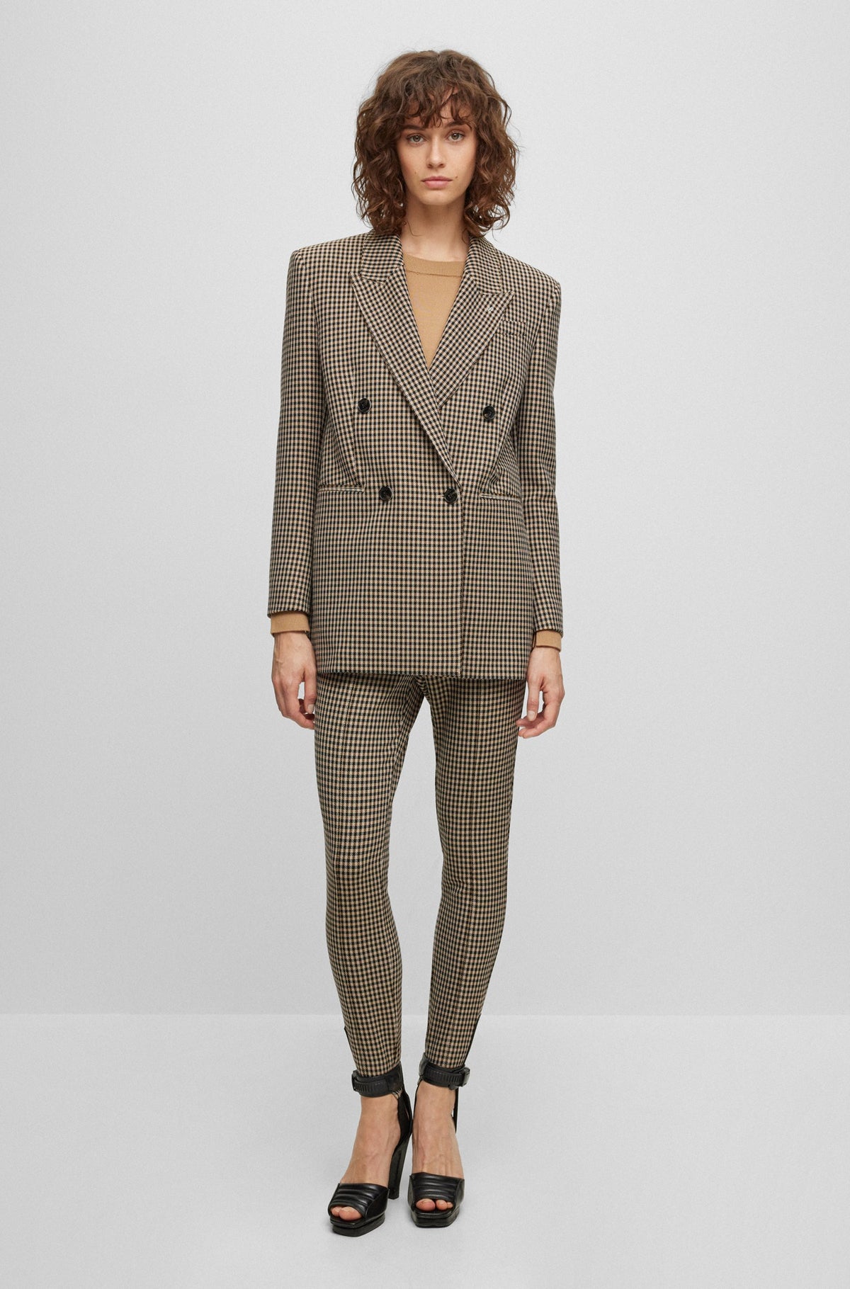 Camisola com gola redonda em lã merino