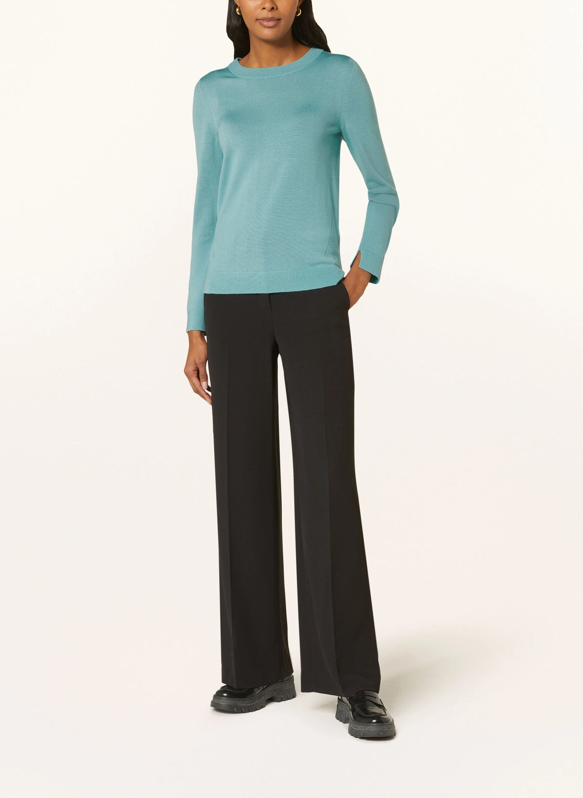 Camisola com gola redonda em lã merino