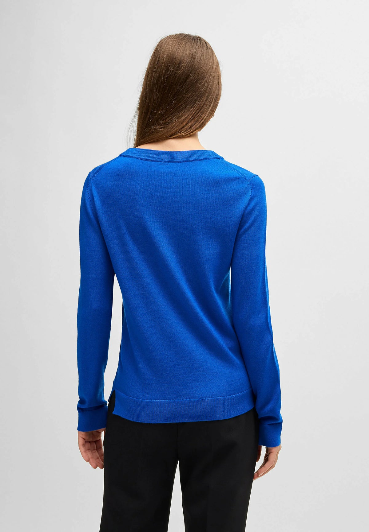 Camisola com gola redonda em lã merino