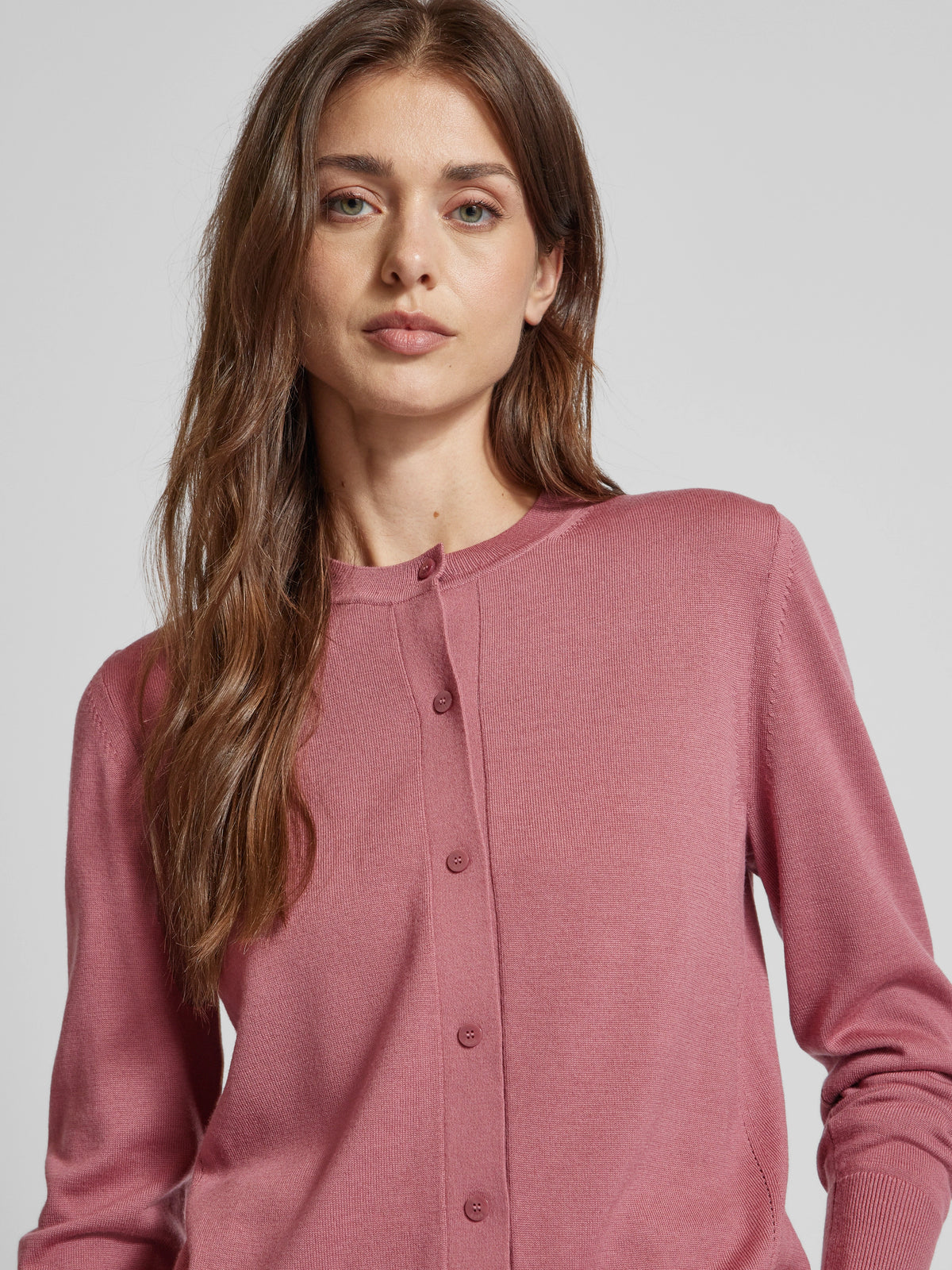 Casaco de lã merino com botões