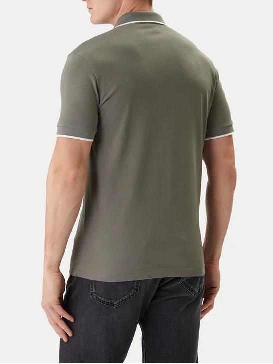 Polo de malha de ajuste slim em algodão piqué elástico