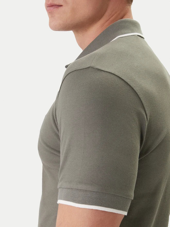 Polo de malha de ajuste slim em algodão piqué elástico