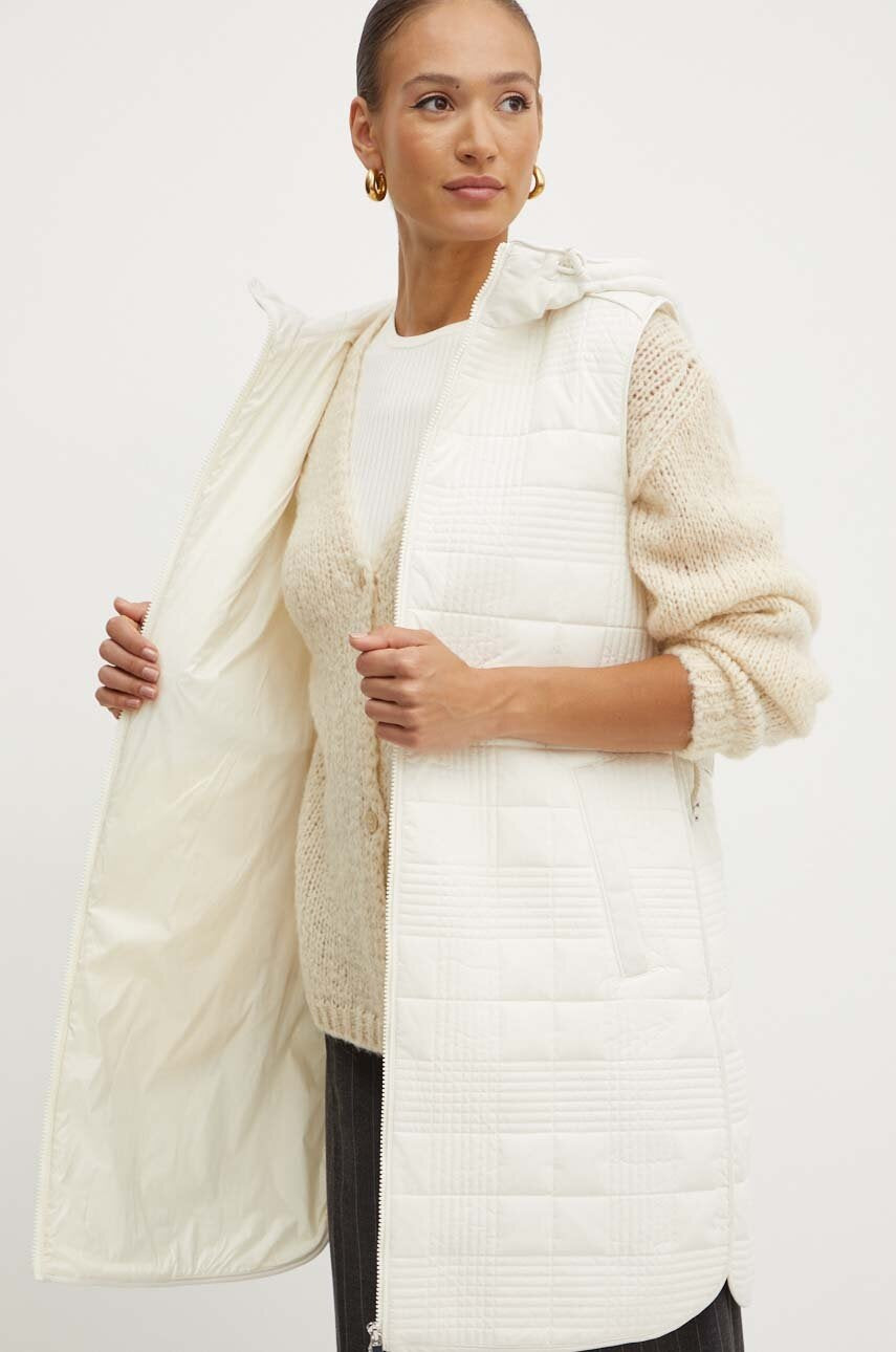 Colete acolchoado com capuz e cinto