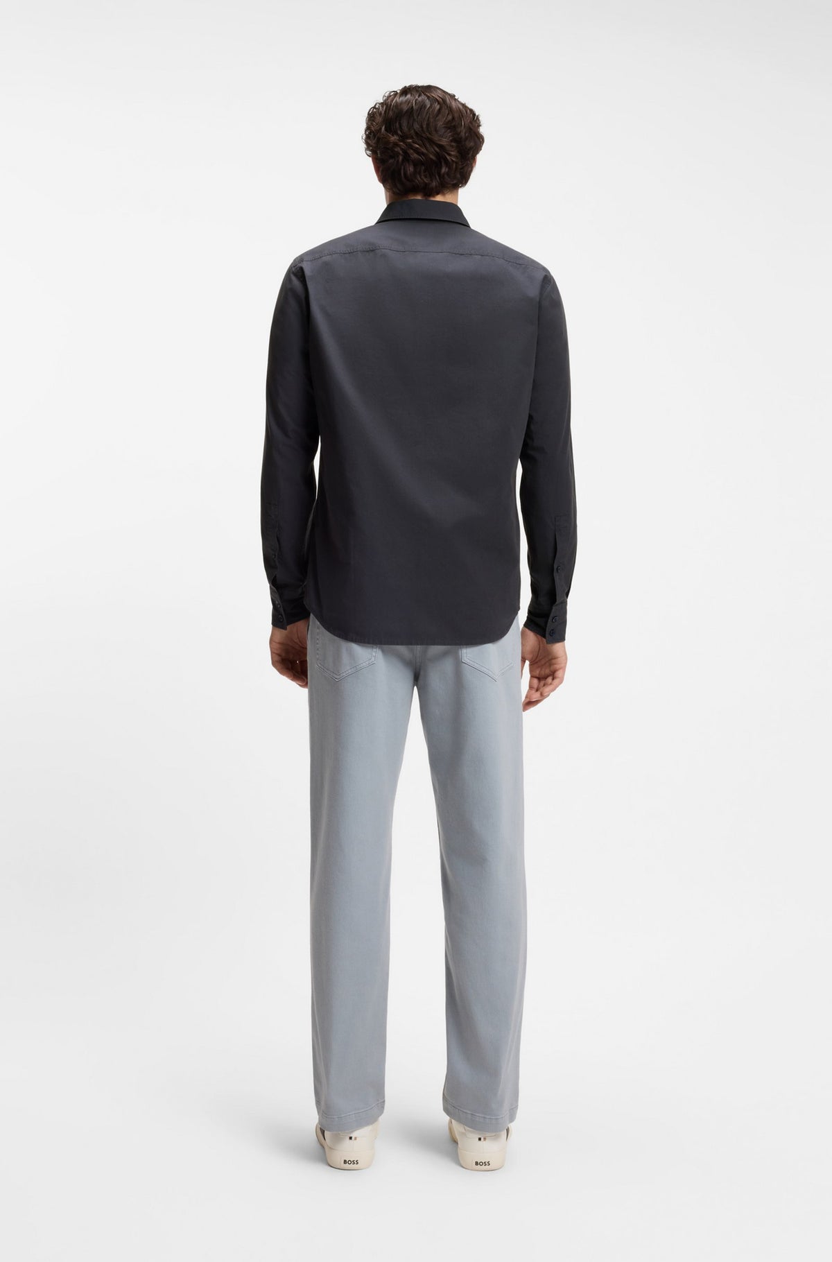 Camisa regular-fit em popelina de algodão com logótipo bordado