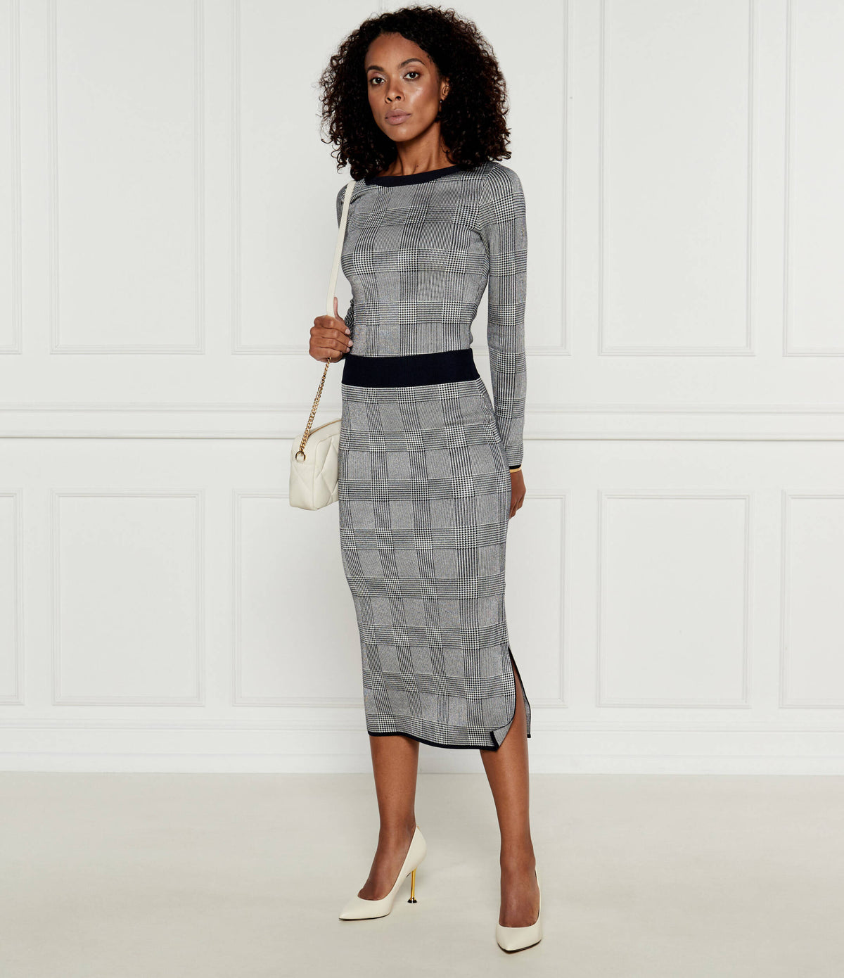 Saia com monograma Double B