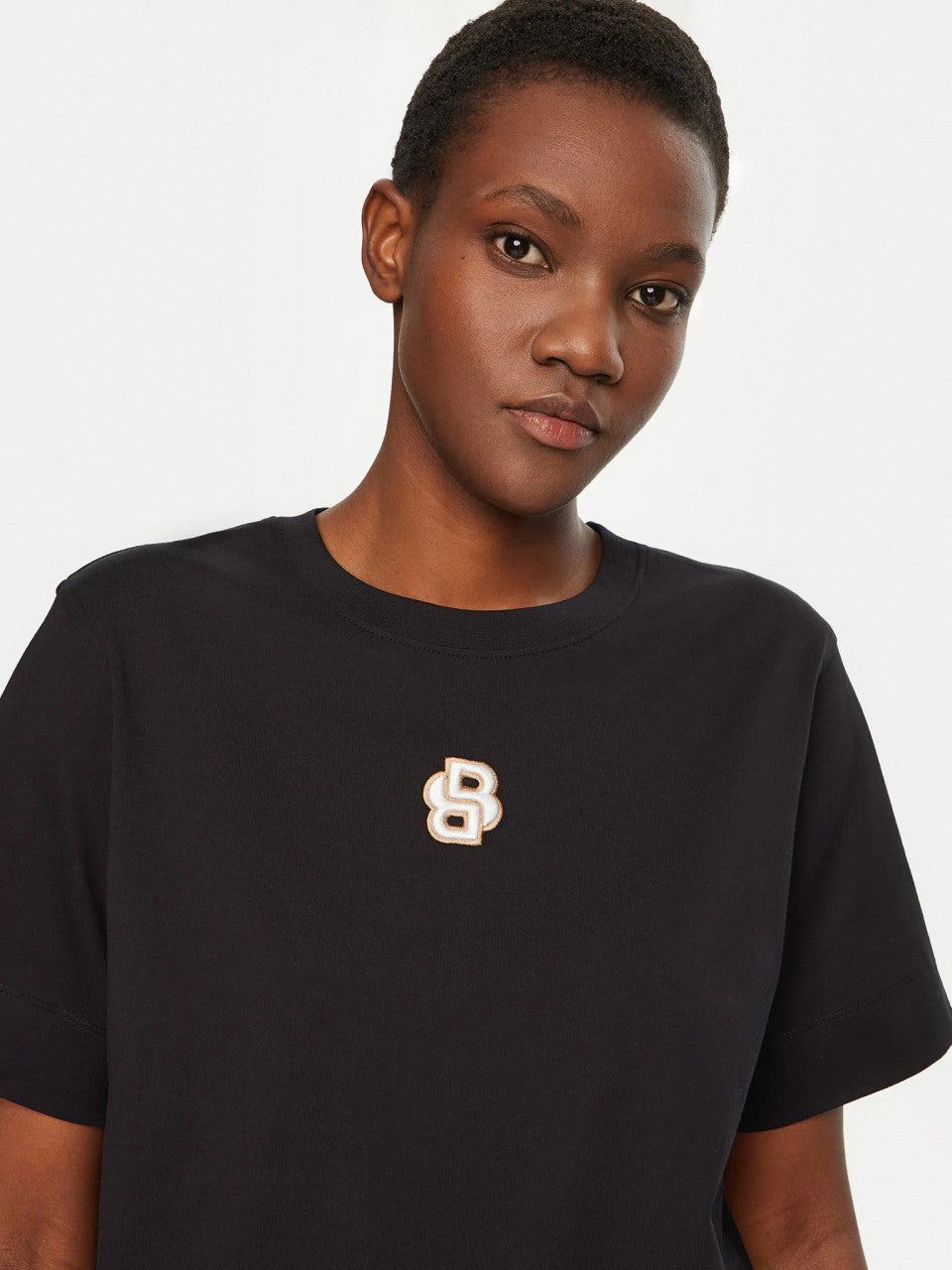 T-shirt de ajuste descontraído em algodão