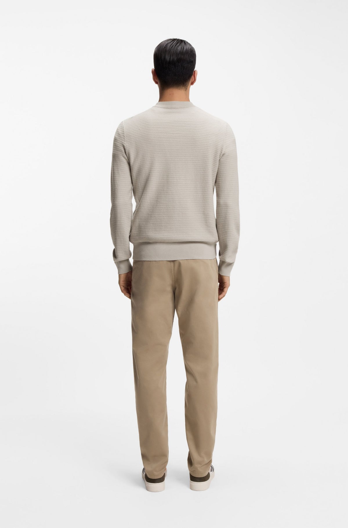 Camisola estruturada em algodão e caxemira com emblema com logótipo