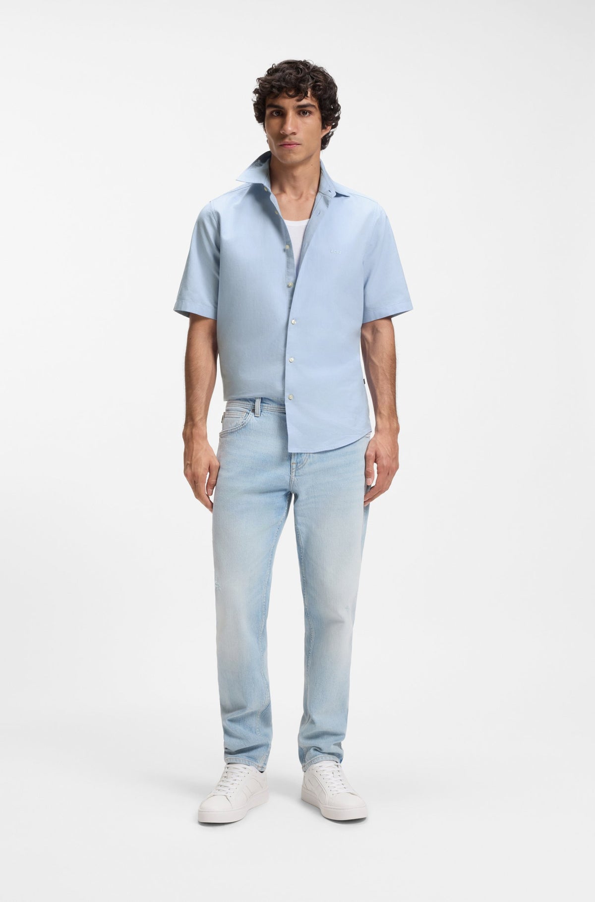 Camisa de ajuste regular em algodão Oxford com lavagem suave