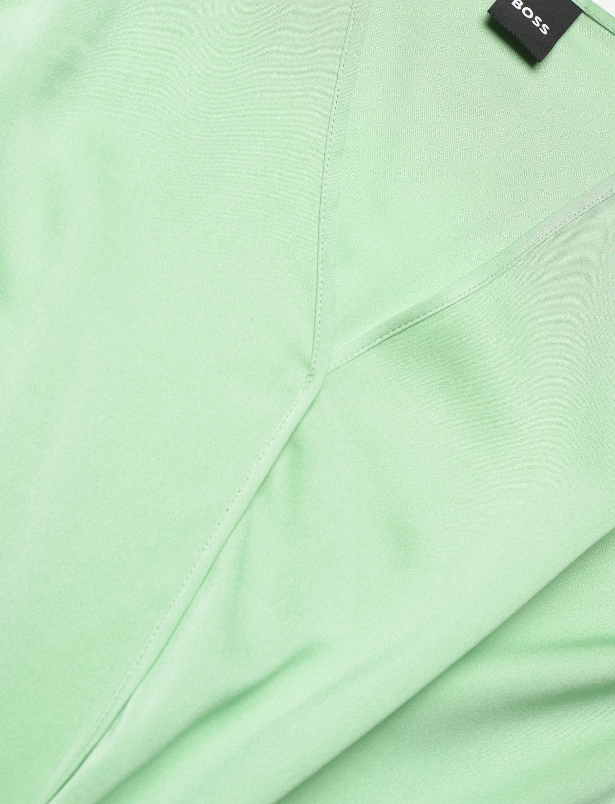 Blusa sem mangas em cetim de seda elástica