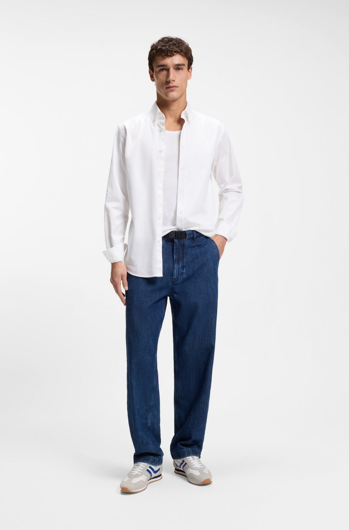 Camisa regular fit em algodão elástico