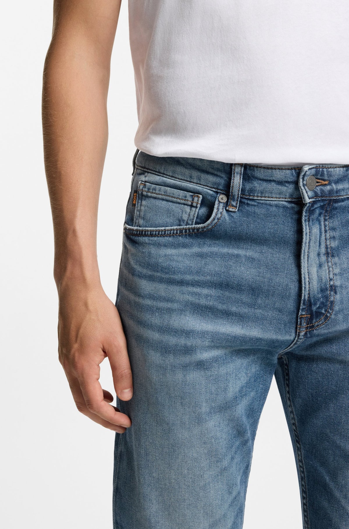 Calças de ganga Maine azuis de ajuste regular em ganga elástica confortável