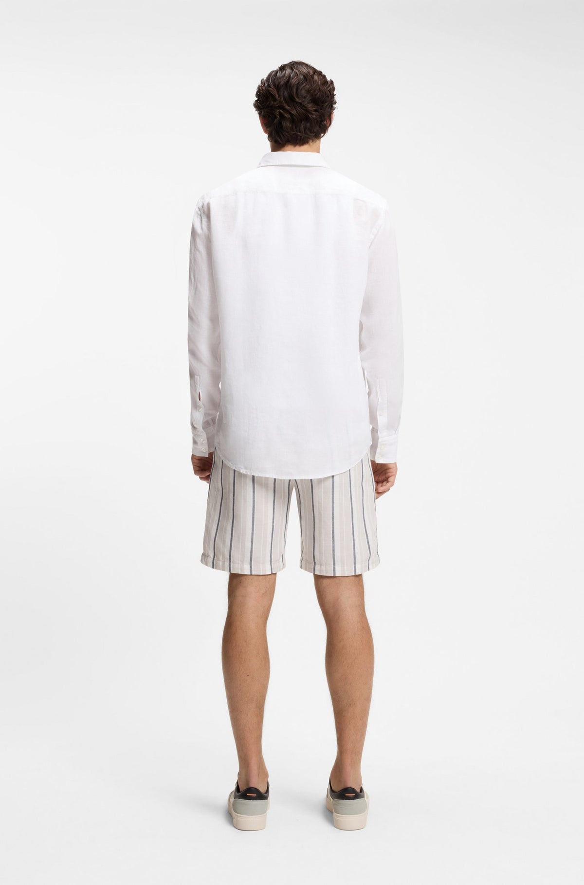 Camisa de corte regular em linho