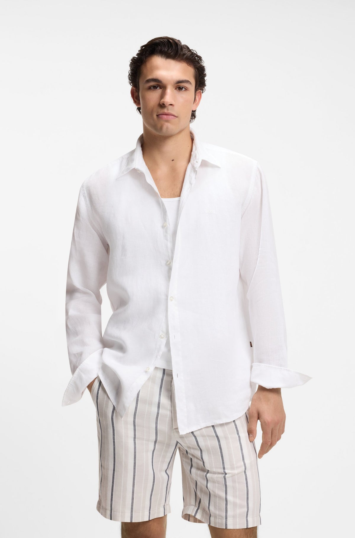 Camisa de corte regular em linho