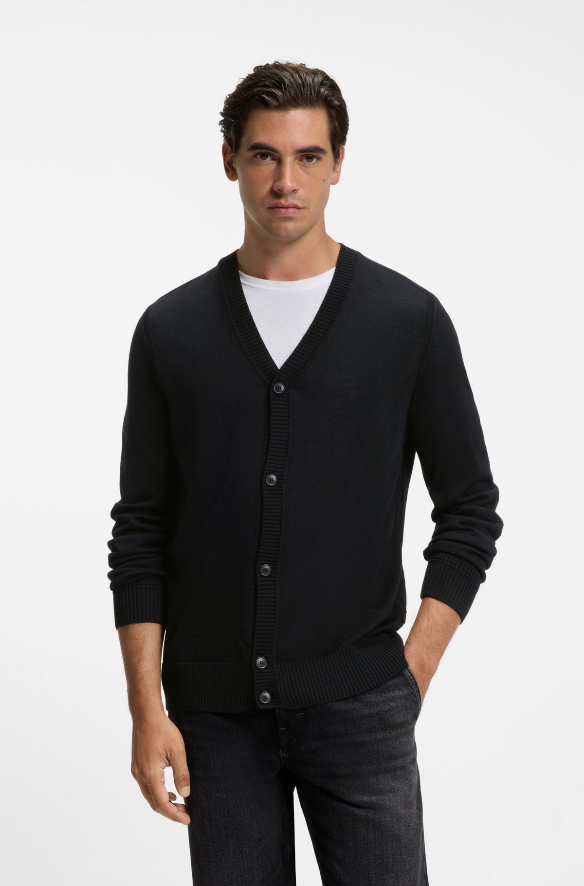 Cardigan com gola em V confeccionado em mistura de lã virgem
