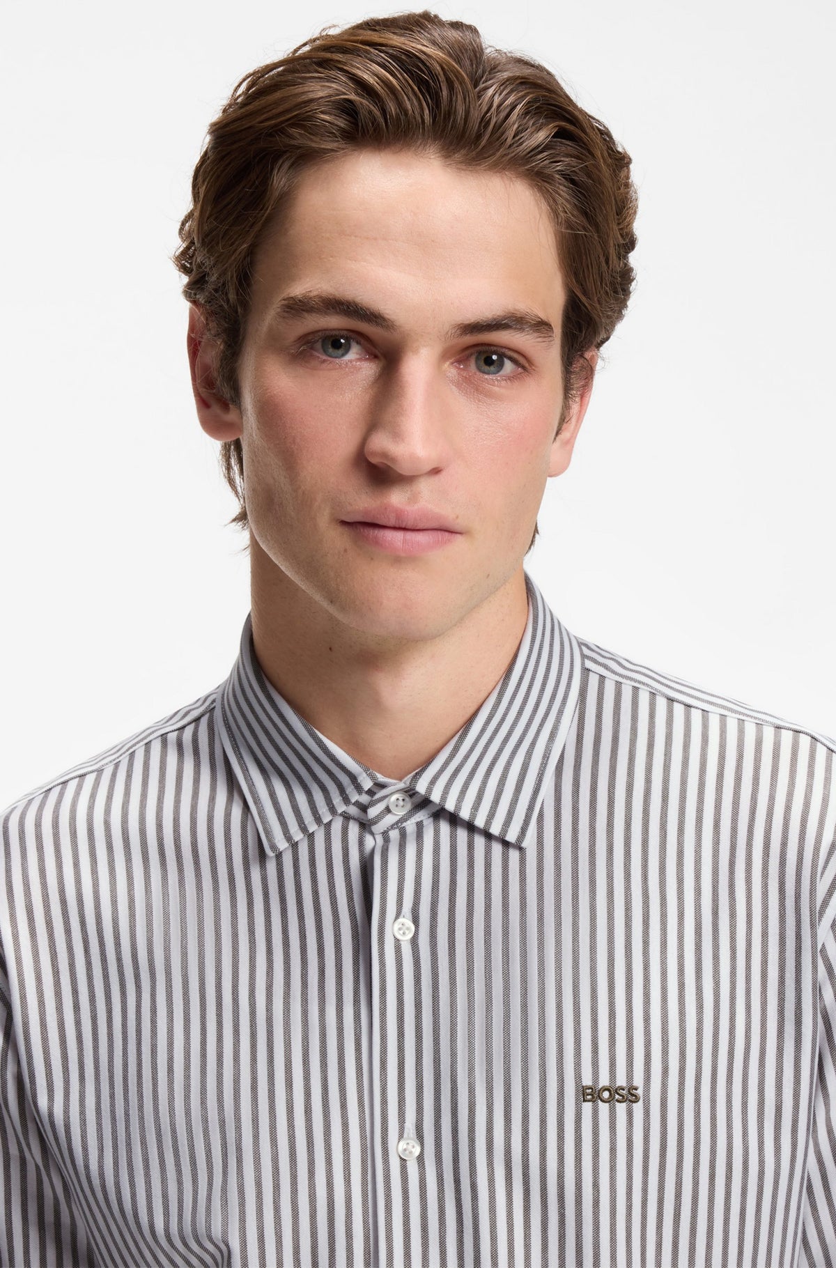 Camisa de ajuste slim em jersey de mistura de algodão