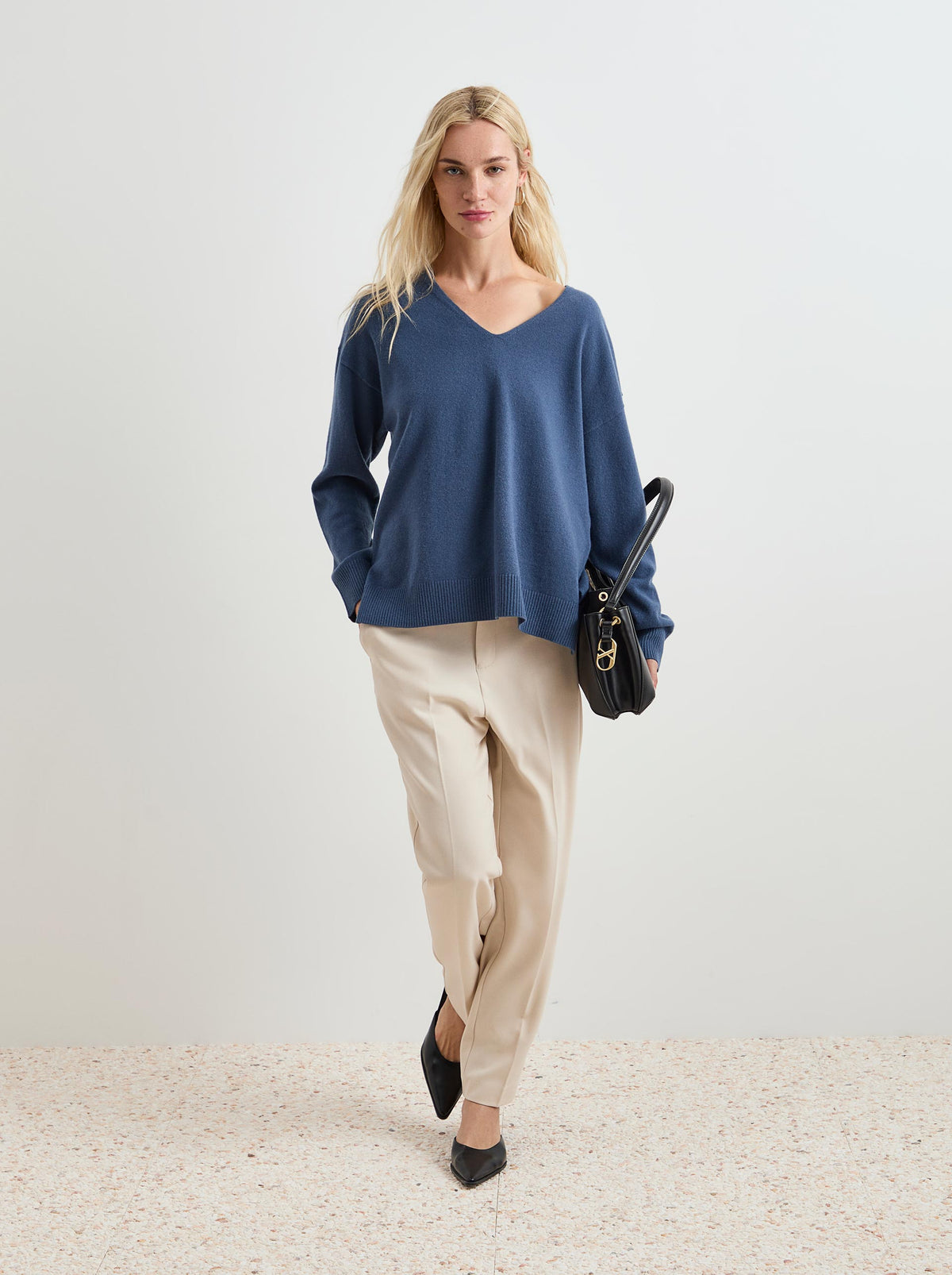 Camisola de lã decote em V - DECENIO