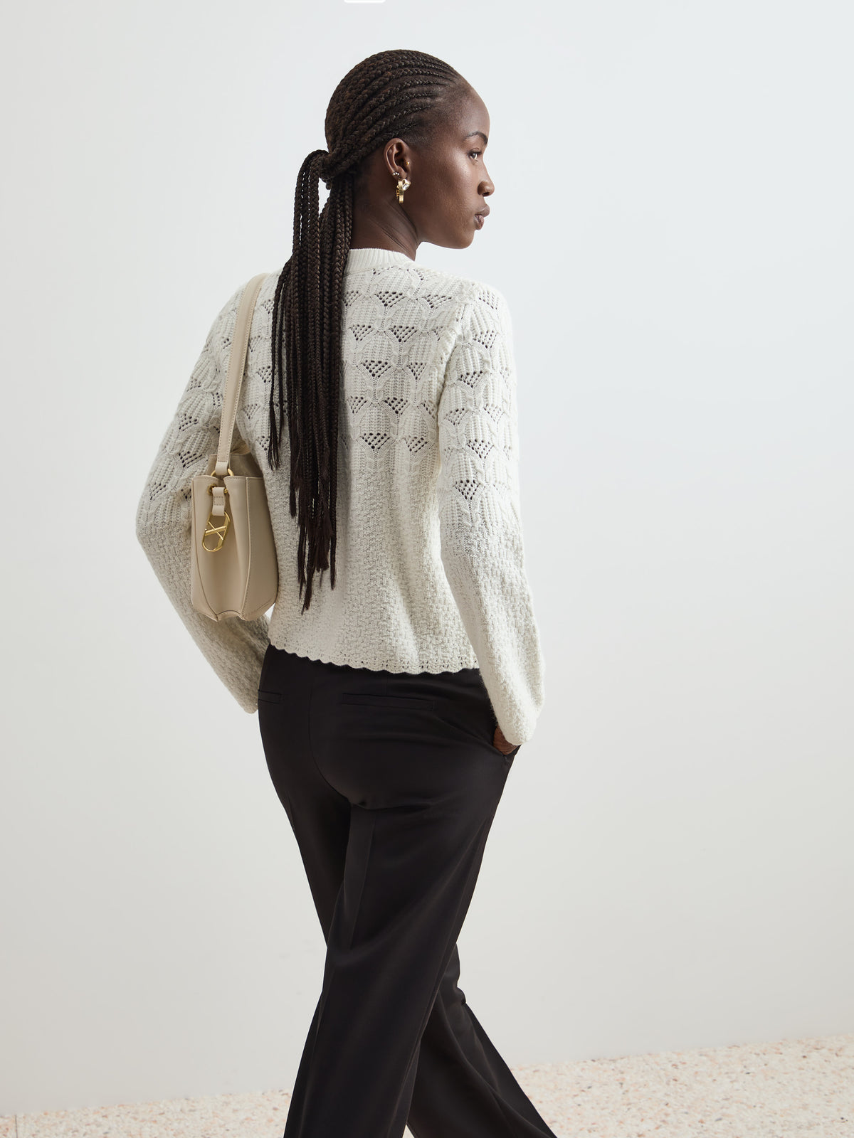 Casaco Tricotado com Botões Dourados - DECENIO