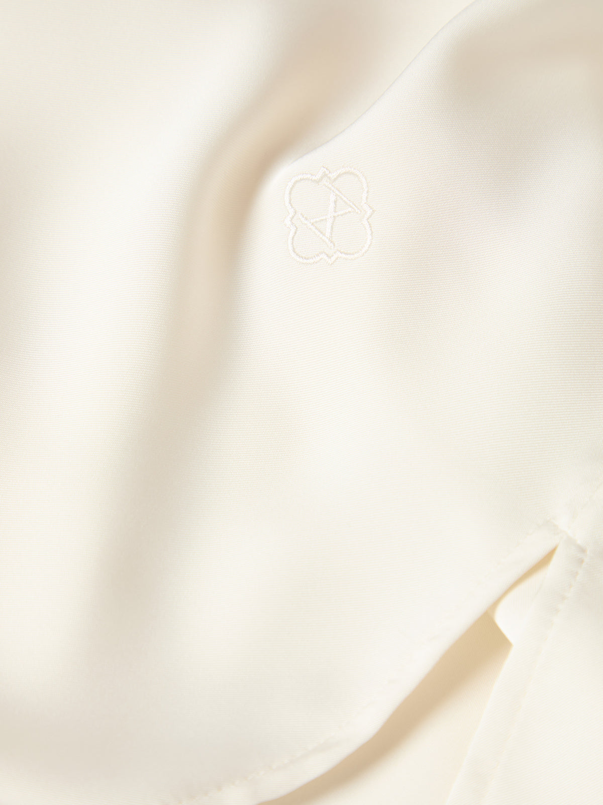 Camisa fluida acetinada