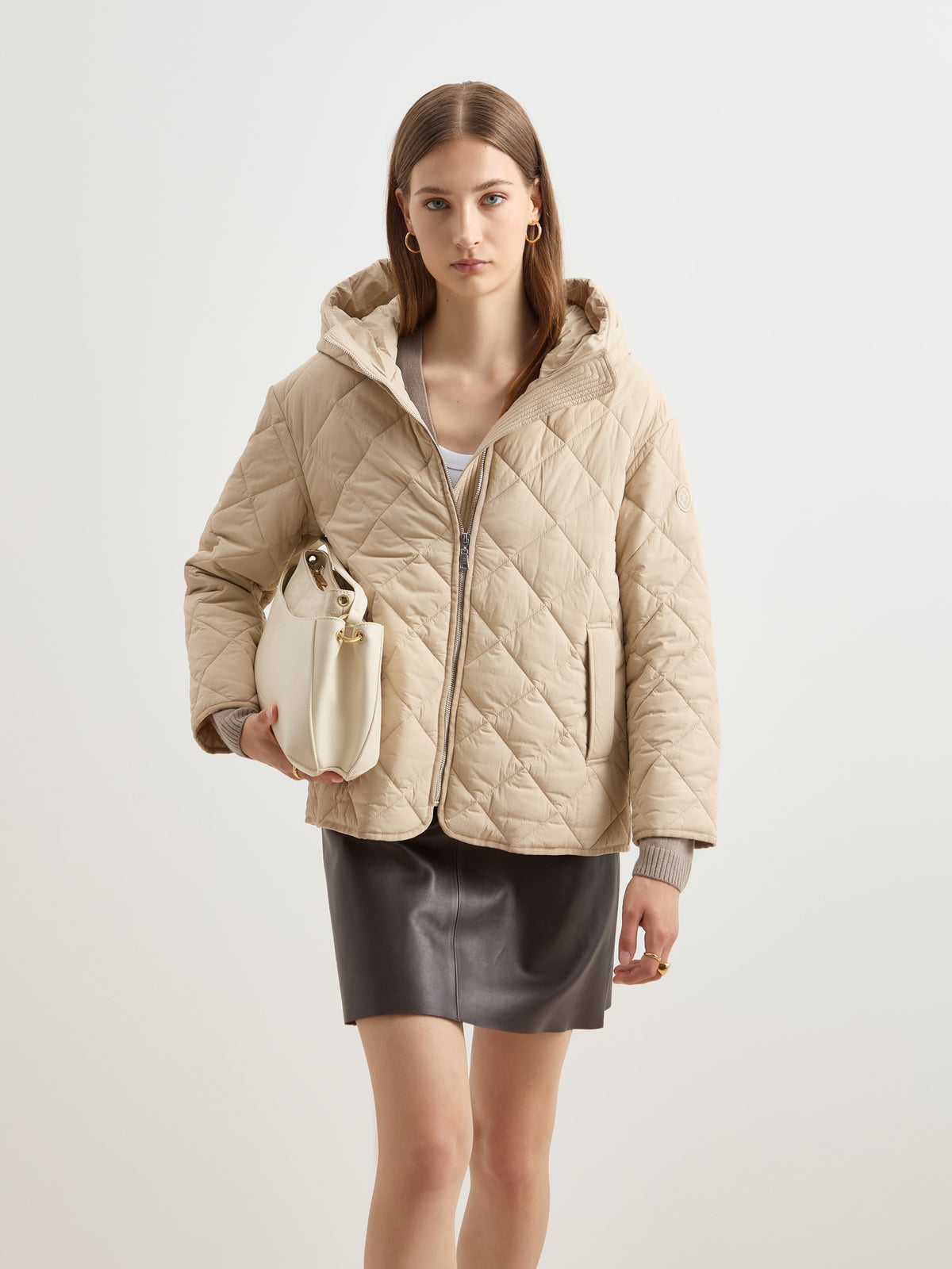 Blusão acolchoado com capuz - DECENIO