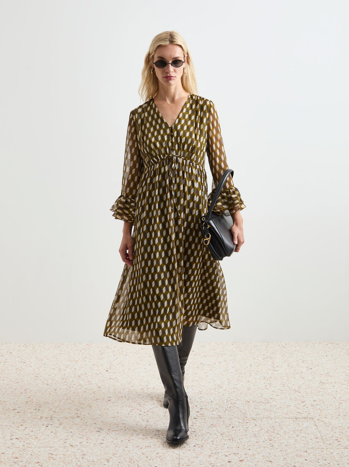 Vestido midi de manga comprida