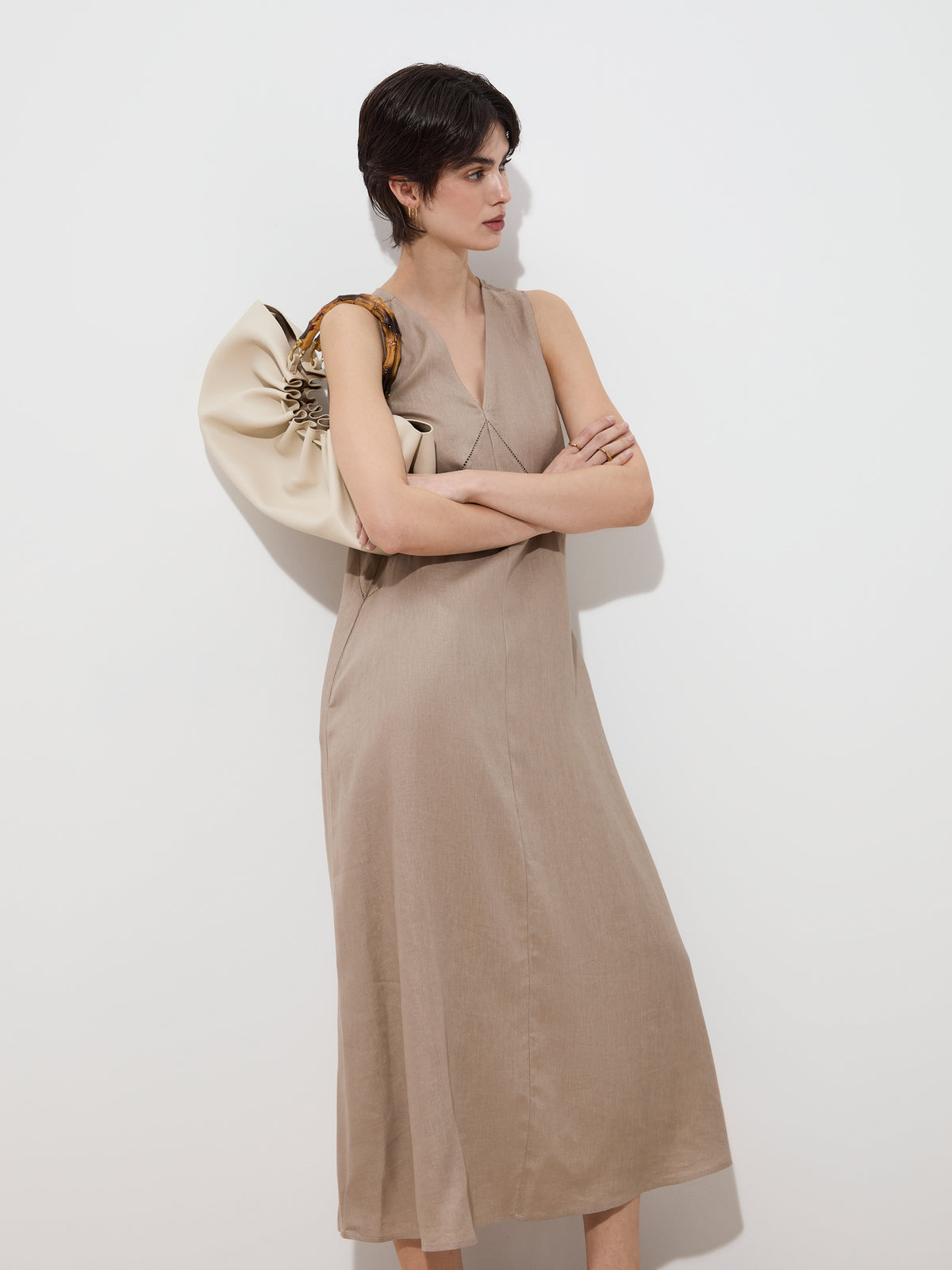 Vestido em linho sem mangas