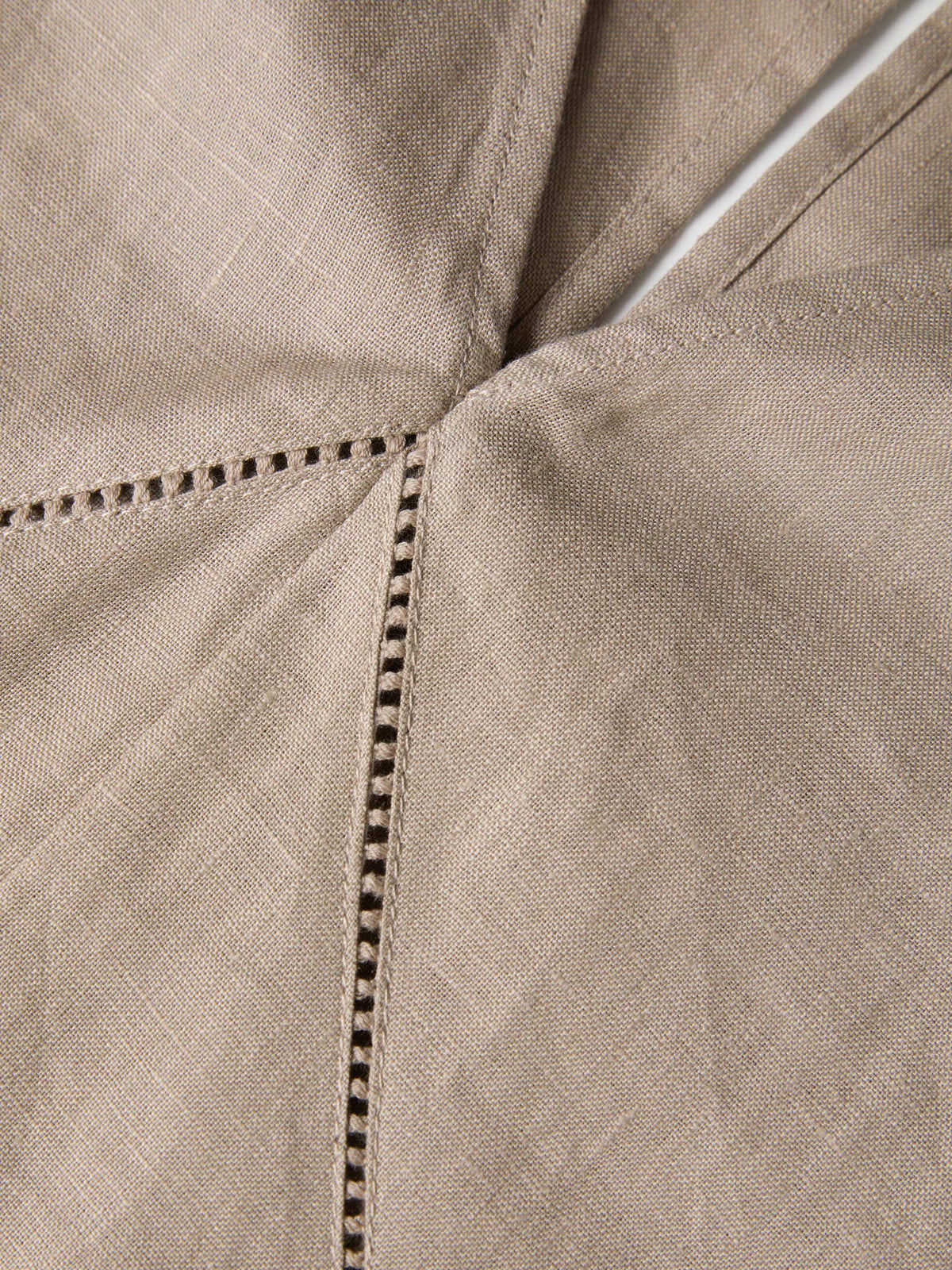 Vestido em linho sem mangas