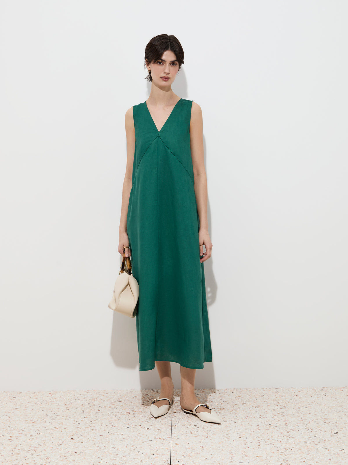 Vestido em linho sem mangas
