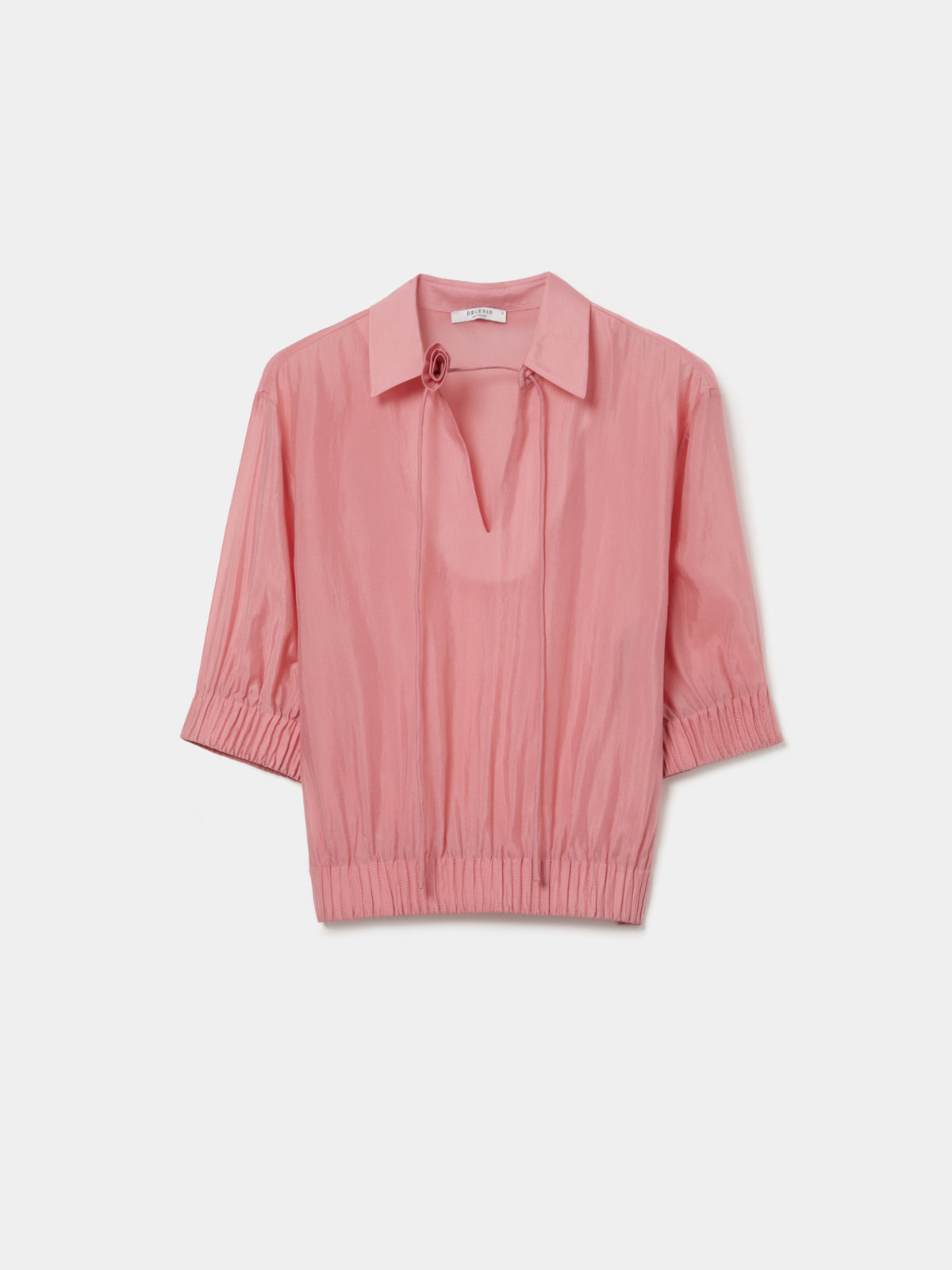 Blusa fluida em cupro com flor