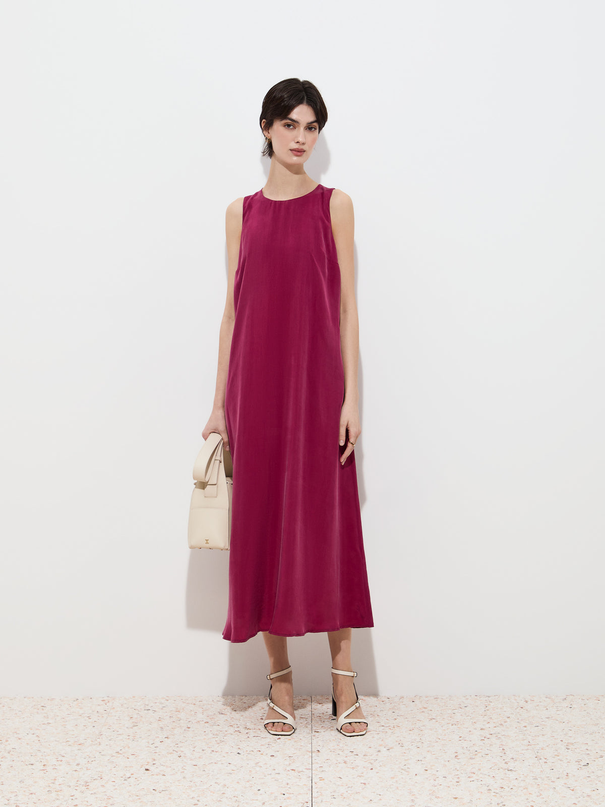 Vestido midi fluido em cupro