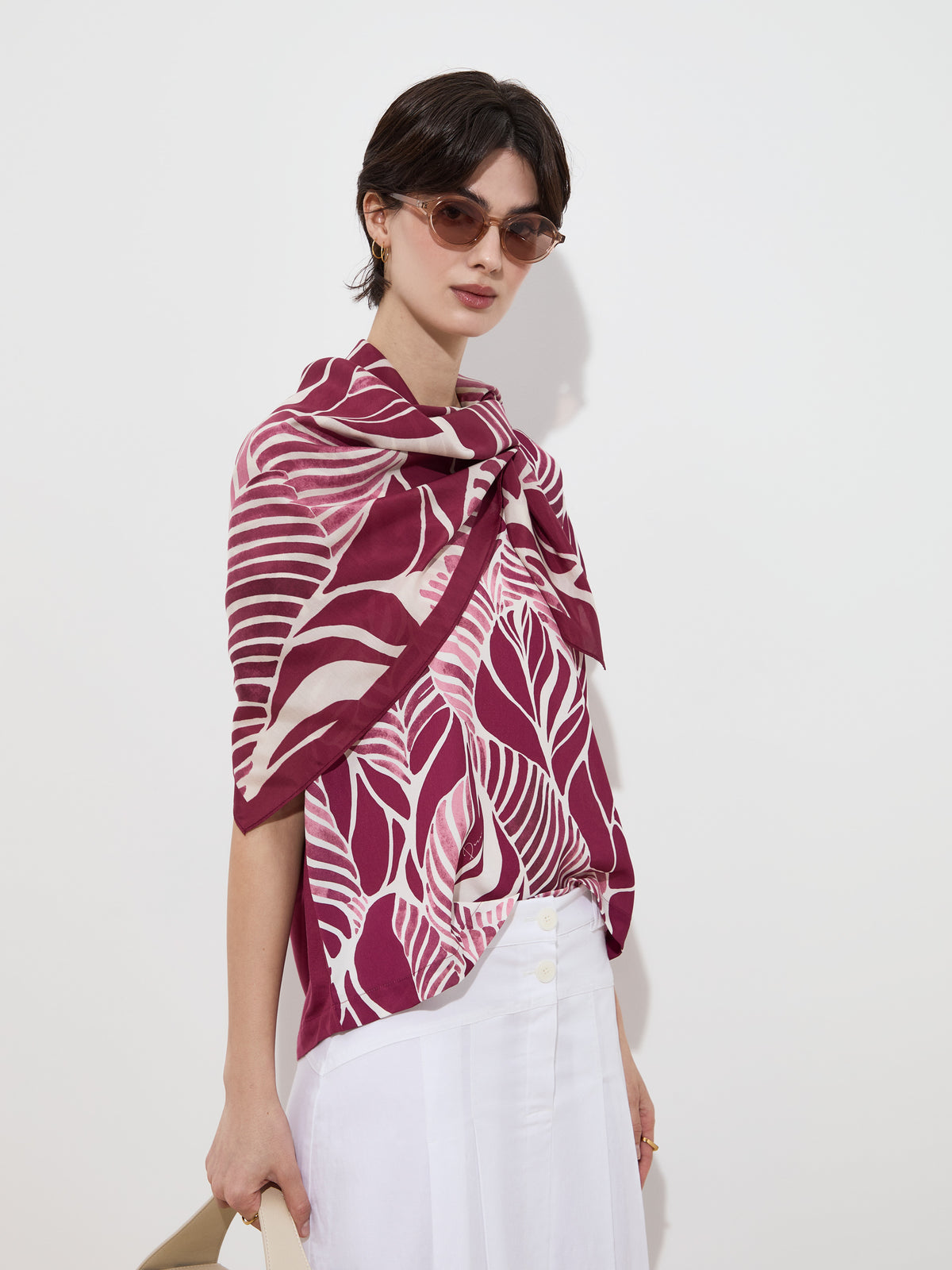 Lenço com estampado floral