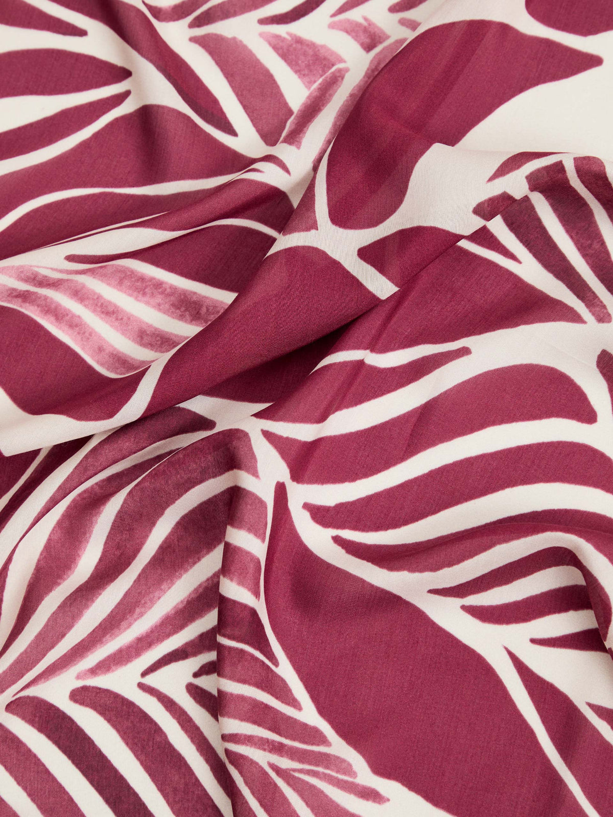 Lenço com estampado floral