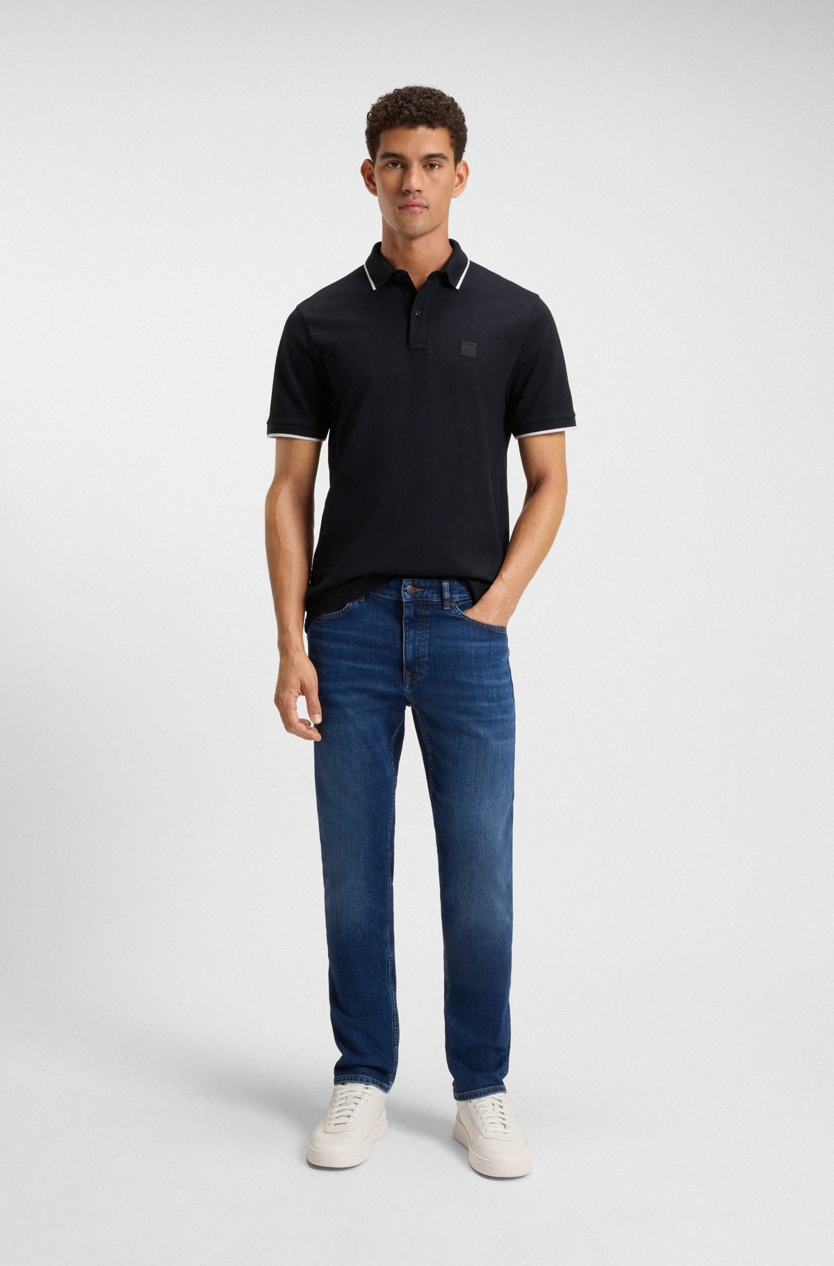 Polo de malha de ajuste slim em algodão piqué elástico